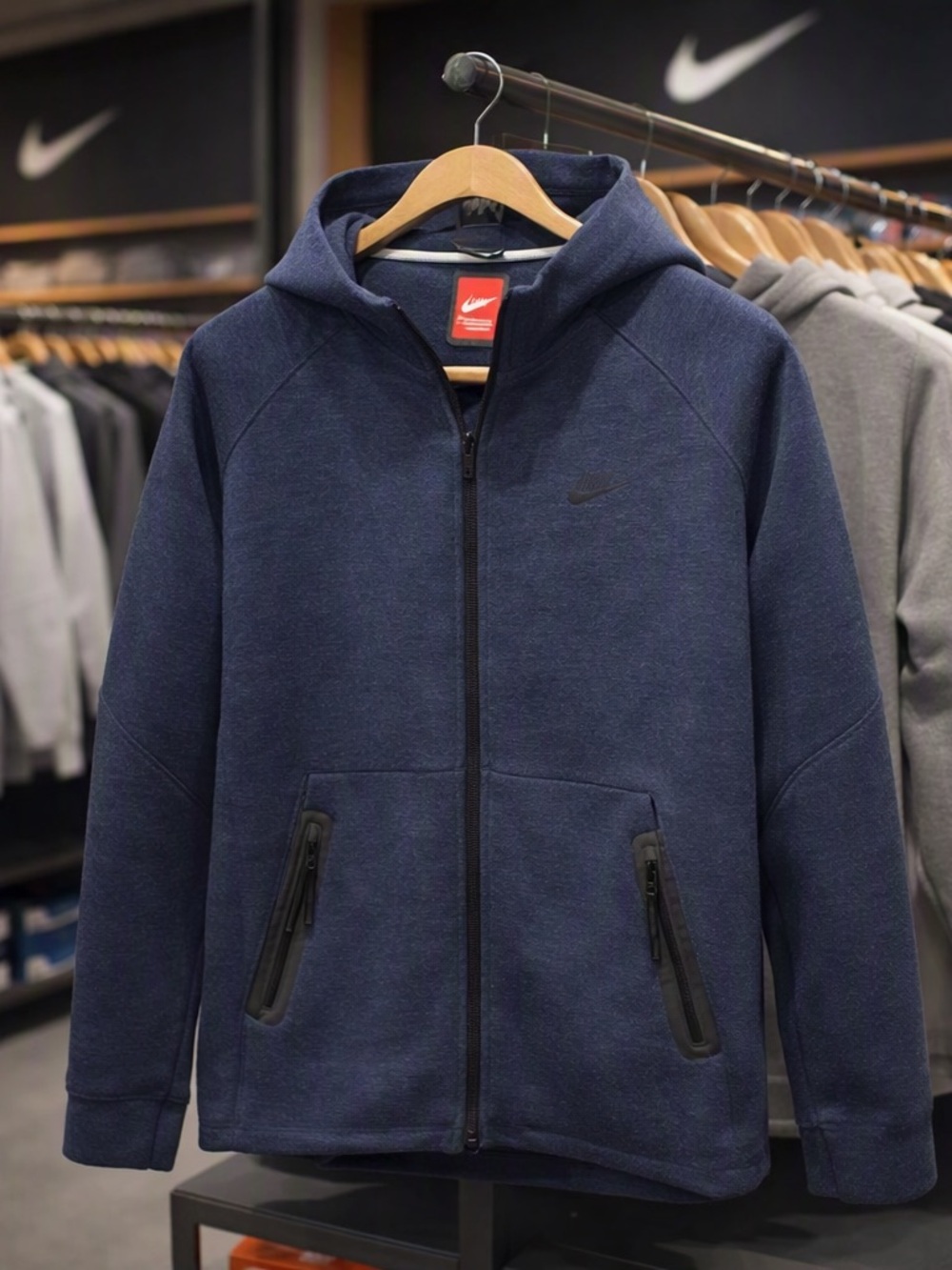 Nike Men's Navy Blue Full-Zip Hooded Jacket